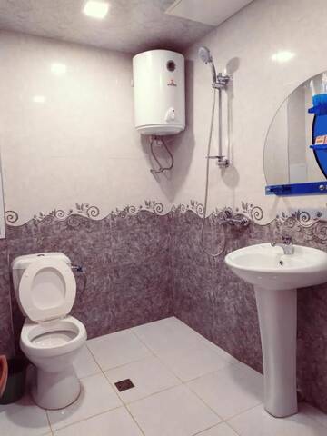 Фото номера Двухместный номер с 1 кроватью и балконом Мини-отель Shinuhayr Inn г. Shinuhayr 13